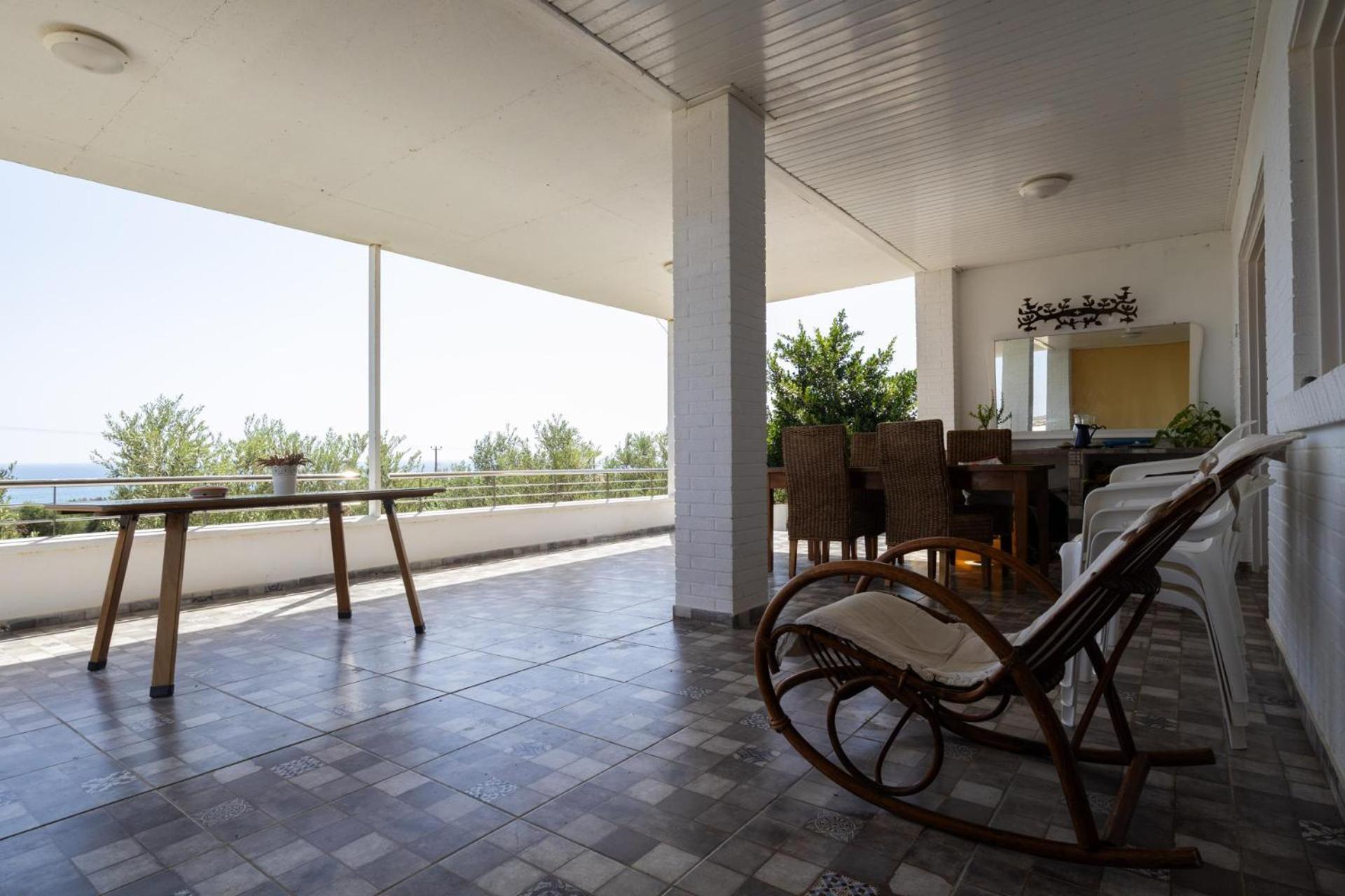 Captivating 2-bed House *
